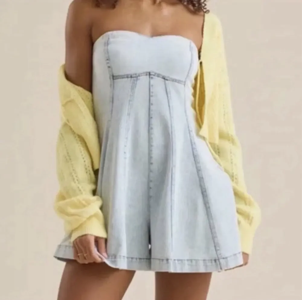 Altar'd State Blue Strapless Denim Romper Itgirl Relaxed Size S